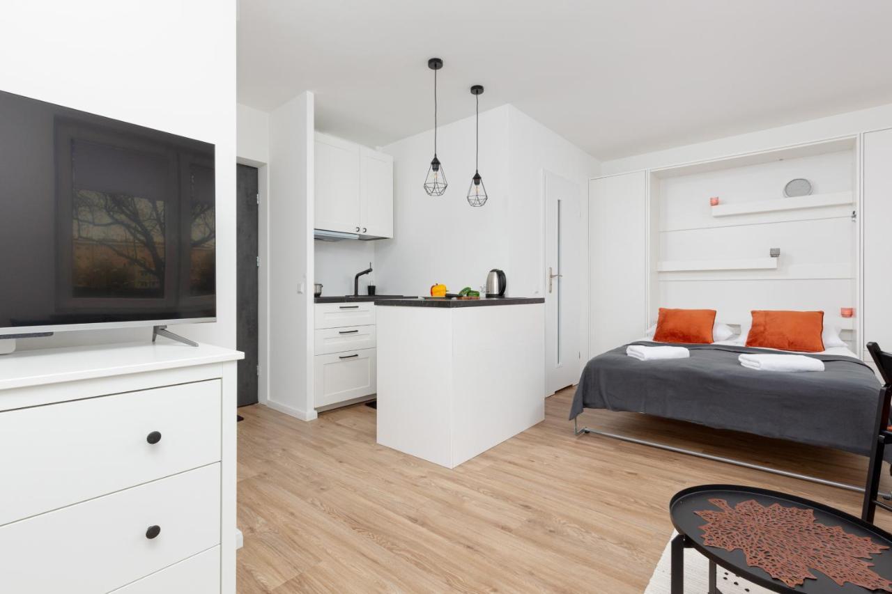 Studio Apartment Ochota Siemienskiego By Noclegi Renters Varsóvia Exterior foto